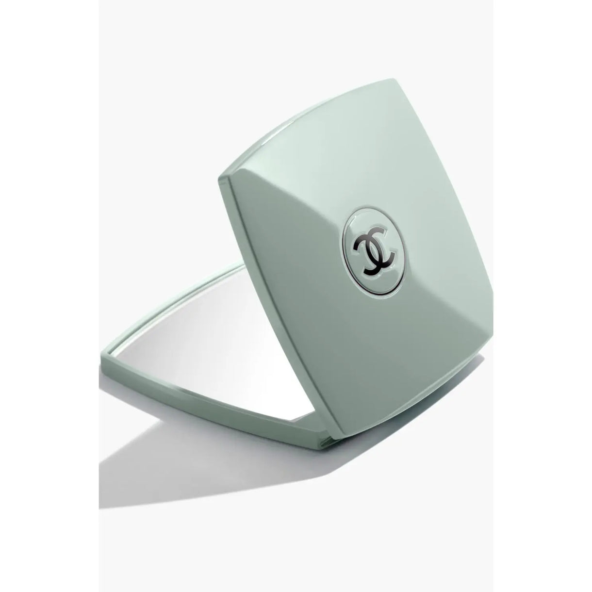 Chanel MIROIR DOUBLE FACETTES Limited-Edition Mirror Duo, Color-Codes ...