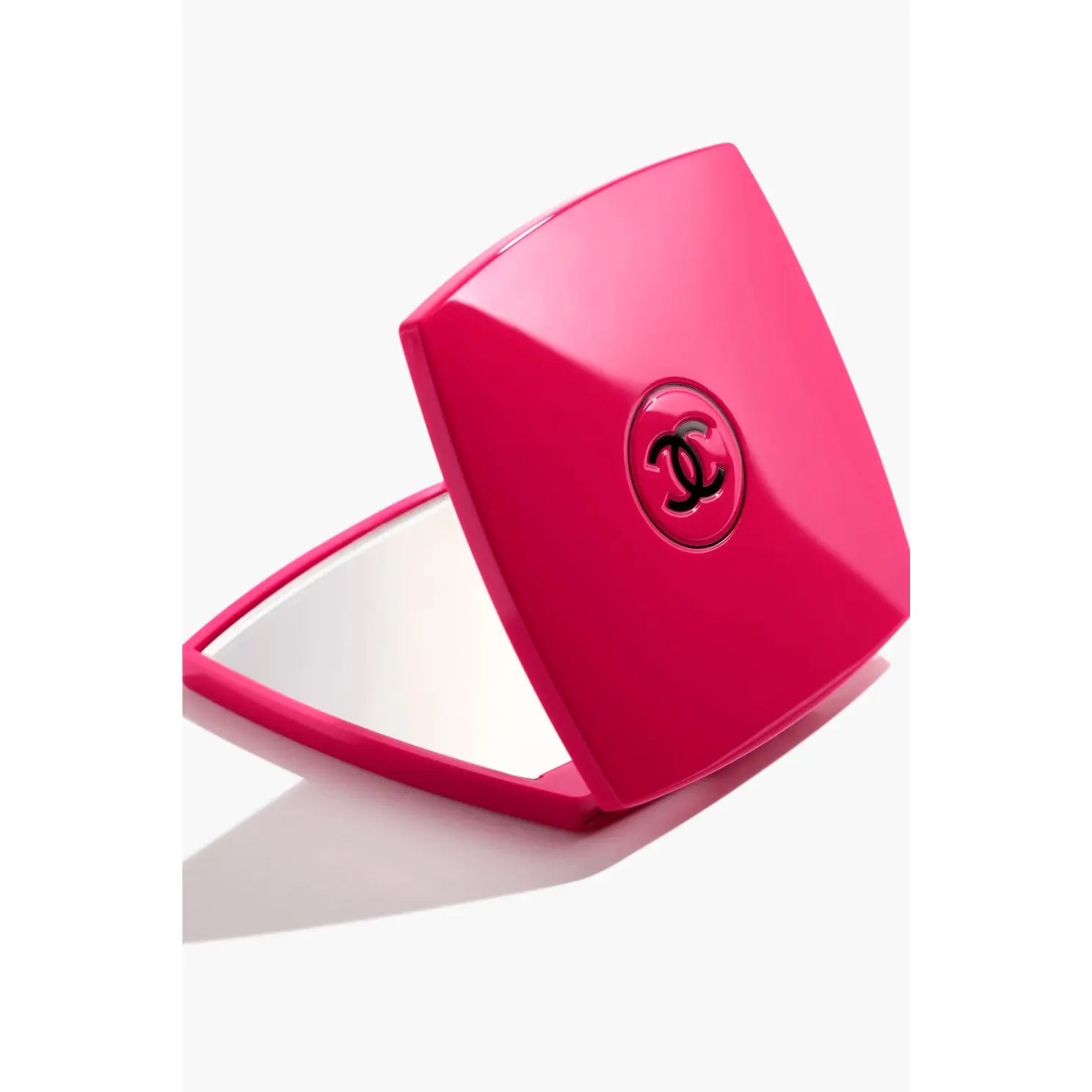 Chanel MIROIR DOUBLE FACETTES Limited-Edition Mirror Duo, Color-Codes ...