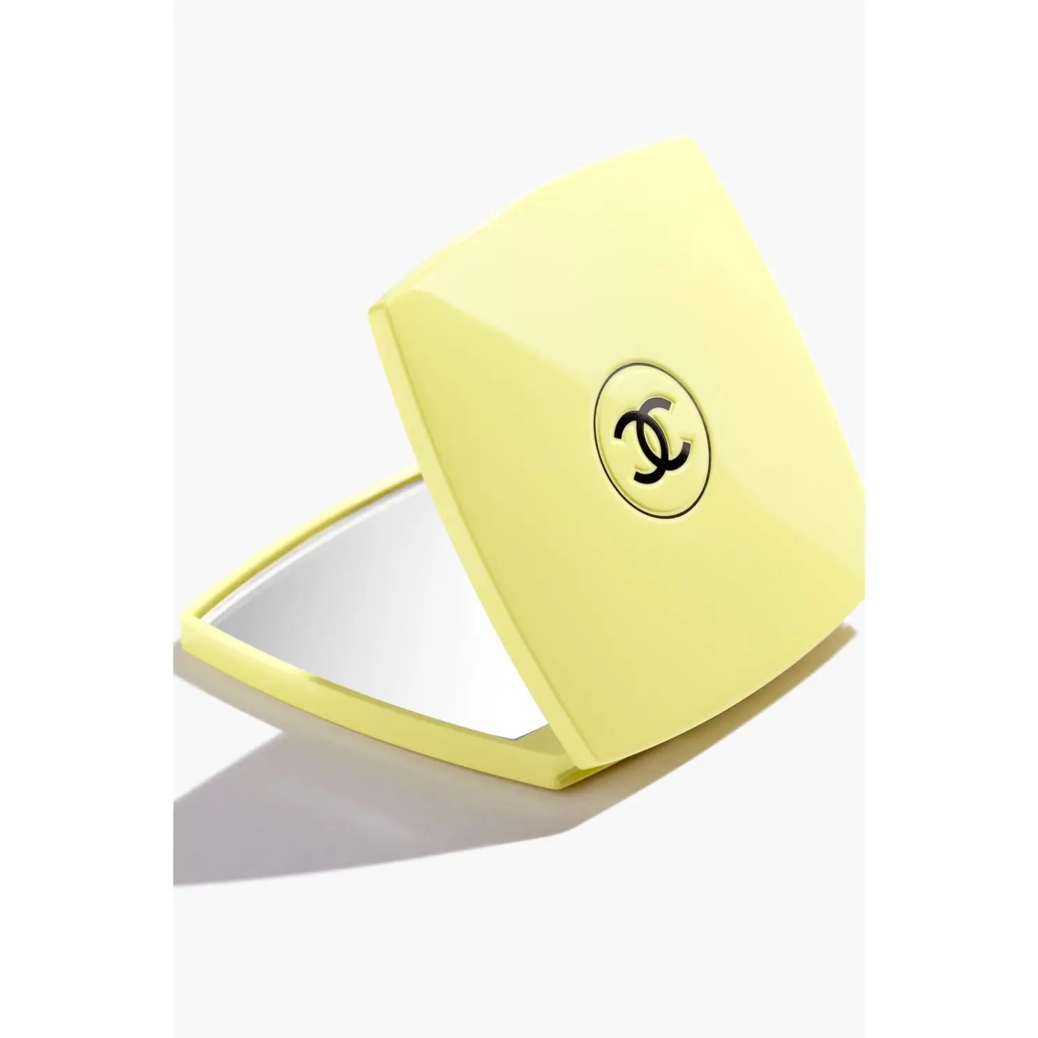 Chanel MIROIR DOUBLE FACETTES Limited-Edition Mirror Duo, Color-Codes ...