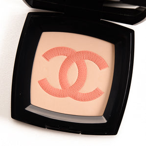 Illuminating Powder