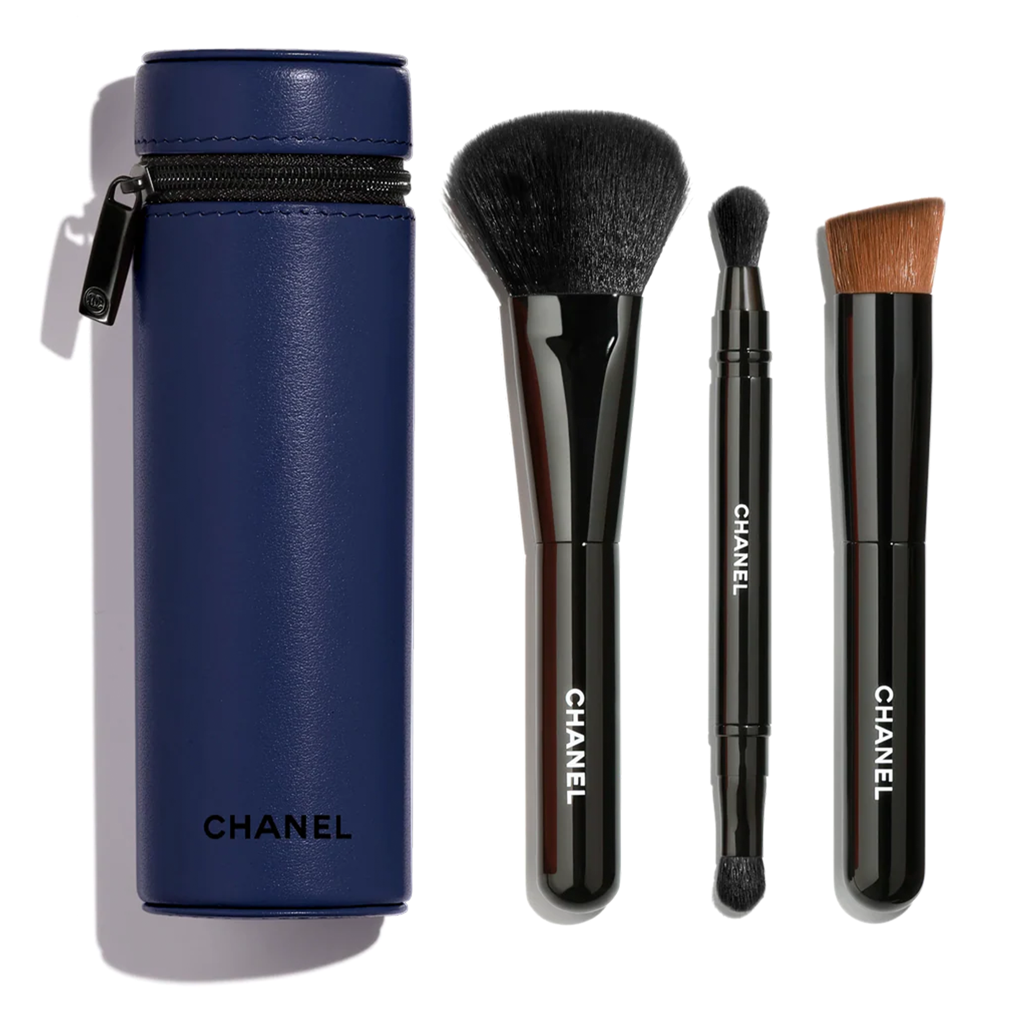 LES PINCEAUX DE CHANEL - Collection of 3 Essential Brushes – Be in LES PINCEAUX DE CHANEL - Collection of 3 Essential Brushes – Be in