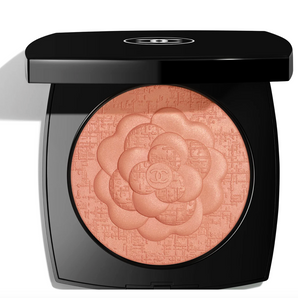 Oversize Illuminating Powder Le Camelia (Limited Edition)